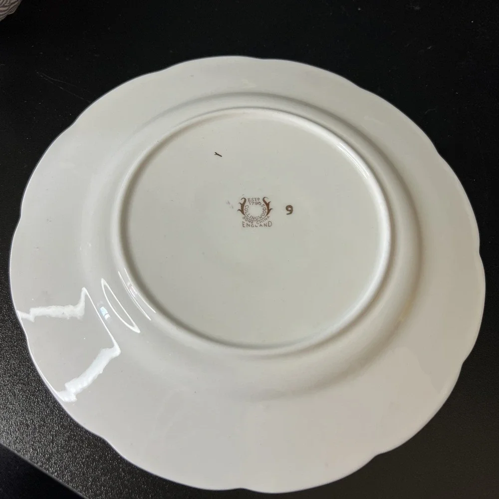 COLLINGWOODS ENGLAND‎ BONE CHINA 8
